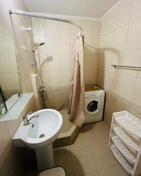 1-к квартира, вторичка, 42м2, 5/9 этаж