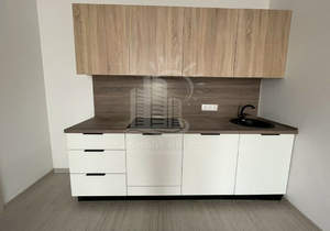 2-к квартира, вторичка, 61м2, 13/18 этаж