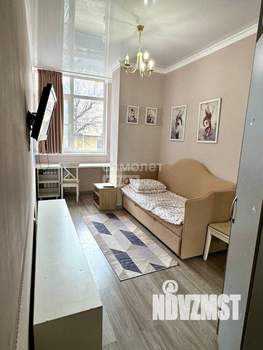 2-к квартира, вторичка, 59м2, 1/4 этаж