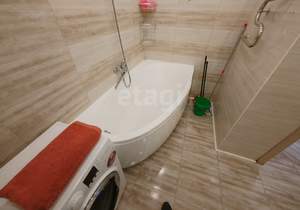 2-к квартира, вторичка, 61м2, 1/9 этаж