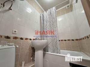 2-к квартира, вторичка, 42м2, 4/4 этаж