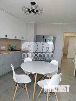 2-к квартира, вторичка, 61м2, 9/17 этаж