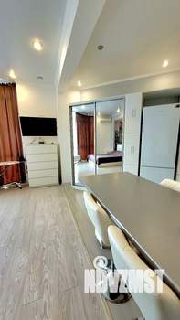 Студия квартира, вторичка, 38м2, 13/18 этаж