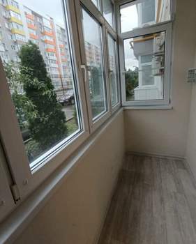 2-к квартира, вторичка, 52м2, 1/9 этаж