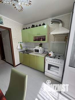 2-к квартира, вторичка, 64м2, 5/5 этаж