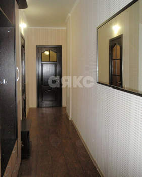 1-к квартира, вторичка, 61м2, 2/13 этаж