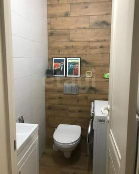 2-к квартира, вторичка, 63м2, 7/13 этаж