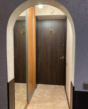 2-к квартира, вторичка, 73м2, 1/6 этаж