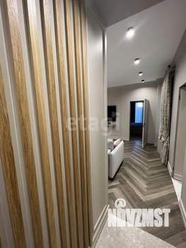 4-к квартира, вторичка, 95м2, 1/3 этаж