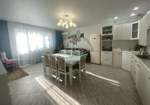 3-к квартира, вторичка, 103м2, 3/5 этаж