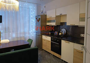 2-к квартира, вторичка, 54м2, 1/4 этаж