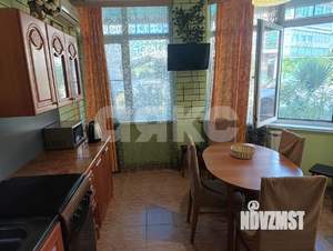 3-к квартира, вторичка, 74м2, 1/3 этаж