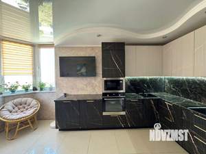 2-к квартира, вторичка, 61м2, 10/21 этаж