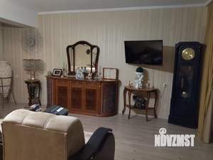 3-к квартира, вторичка, 130м2, 1/9 этаж