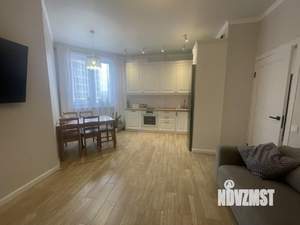 2-к квартира, вторичка, 61м2, 11/16 этаж