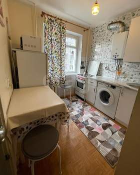 2-к квартира, вторичка, 40м2, 3/5 этаж