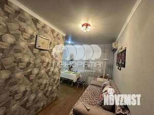 2-к квартира, вторичка, 64м2, 4/4 этаж