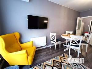 2-к квартира, вторичка, 61м2, 2/6 этаж