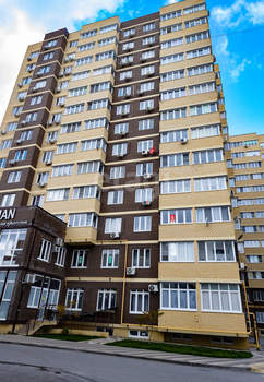 2-к квартира, вторичка, 63м2, 9/13 этаж