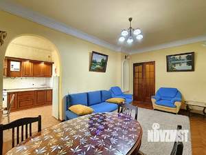 3-к квартира, вторичка, 74м2, 1/2 этаж