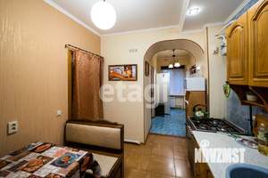 3-к квартира, вторичка, 65м2, 1/2 этаж
