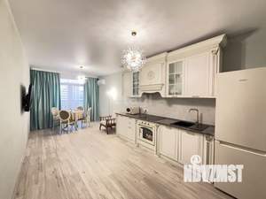 2-к квартира, вторичка, 64м2, 9/18 этаж