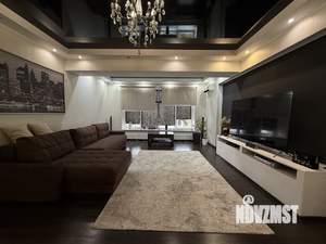 2-к квартира, вторичка, 74м2, 7/7 этаж