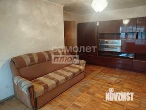 4-к квартира, вторичка, 65м2, 5/5 этаж