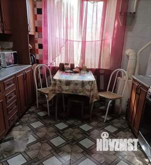 4-к квартира, вторичка, 92м2, 1/1 этаж