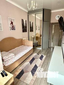 2-к квартира, вторичка, 59м2, 1/4 этаж