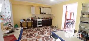 3-к квартира, вторичка, 70м2, 1/3 этаж