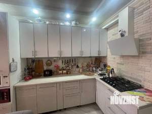 2-к квартира, вторичка, 63м2, 9/9 этаж