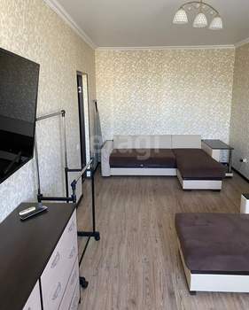 1-к квартира, вторичка, 43м2, 9/9 этаж