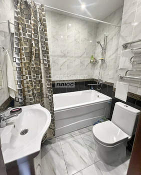 3-к квартира, вторичка, 84м2, 13/17 этаж