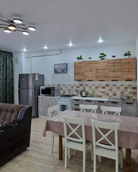 2-к квартира, вторичка, 77м2, 2/10 этаж
