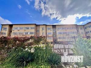 1-к квартира, вторичка, 62м2, 1/3 этаж