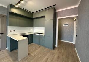 2-к квартира, вторичка, 58м2, 10/13 этаж