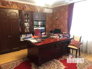 4-к квартира, вторичка, 164м2, 2/9 этаж