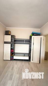 2-к квартира, вторичка, 52м2, 1/9 этаж