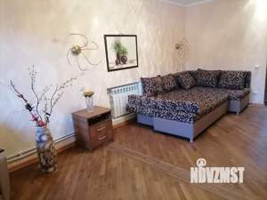 2-к квартира, вторичка, 77м2, 1/8 этаж