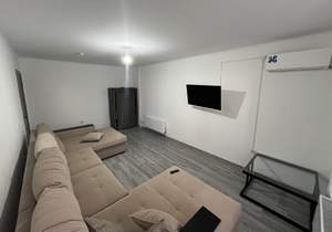 3-к квартира, вторичка, 105м2, 1/16 этаж