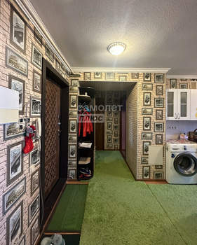 2-к квартира, вторичка, 50м2, 1/9 этаж