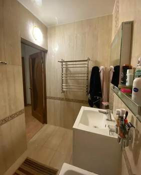 2-к квартира, вторичка, 61м2, 3/4 этаж