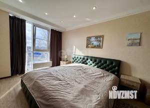 2-к квартира, вторичка, 100м2, 3/9 этаж