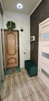 2-к квартира, вторичка, 43м2, 1/10 этаж