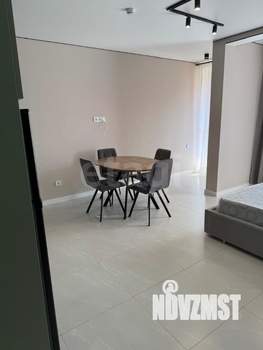 Студия квартира, вторичка, 35м2, 1/4 этаж