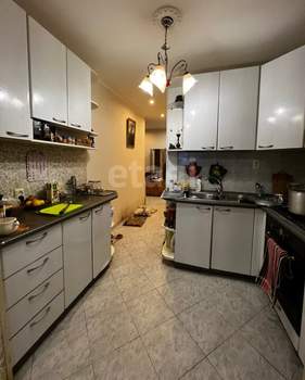 3-к квартира, вторичка, 79м2, 1/2 этаж