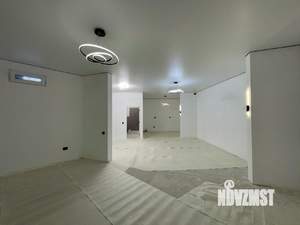 2-к квартира, вторичка, 62м2, 1/8 этаж