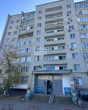 2-к квартира, вторичка, 50м2, 1/9 этаж