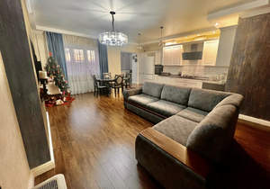 3-к квартира, вторичка, 90м2, 2/5 этаж